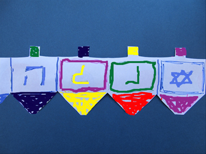 איך להכין קישוטים לחנוכה - שרשרת של סביבונים לתליה