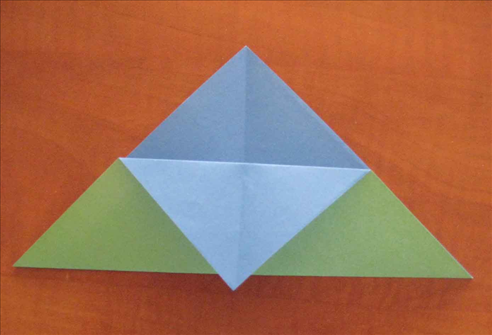 איך להכין סלסלת אוריגמי קלה: מדריך צעד אחר צעד לילדים