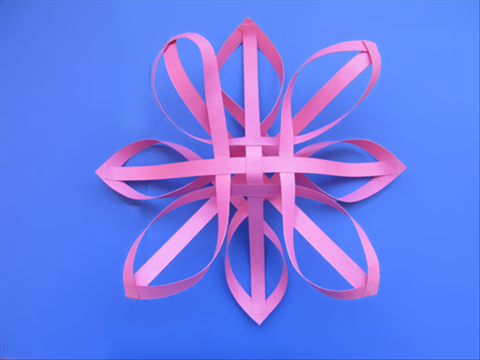 How to Make a Woven Paper Strips Decoration