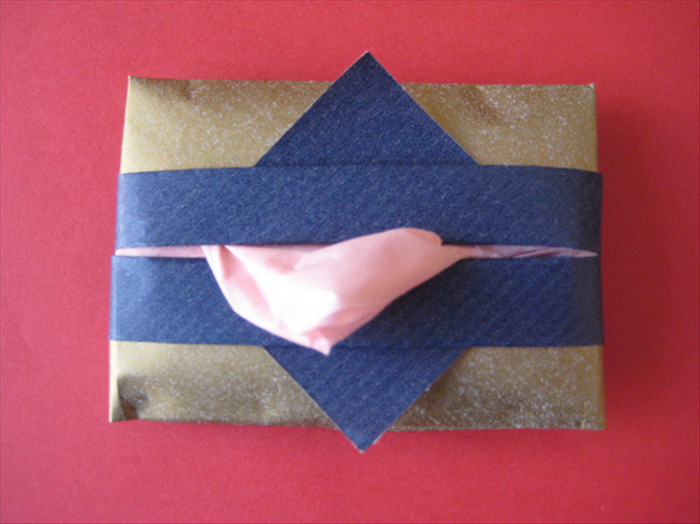 How to fold a cute origami tissue holder