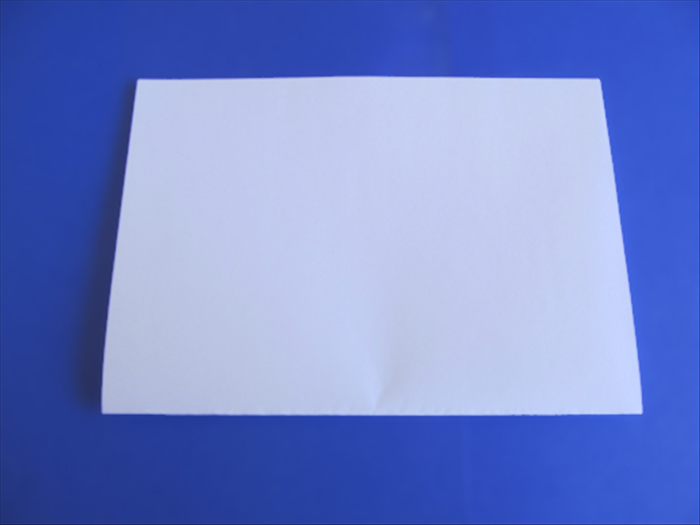 How to Fold Shirts for Display: Easy Guide for a Tidy Wardrobe