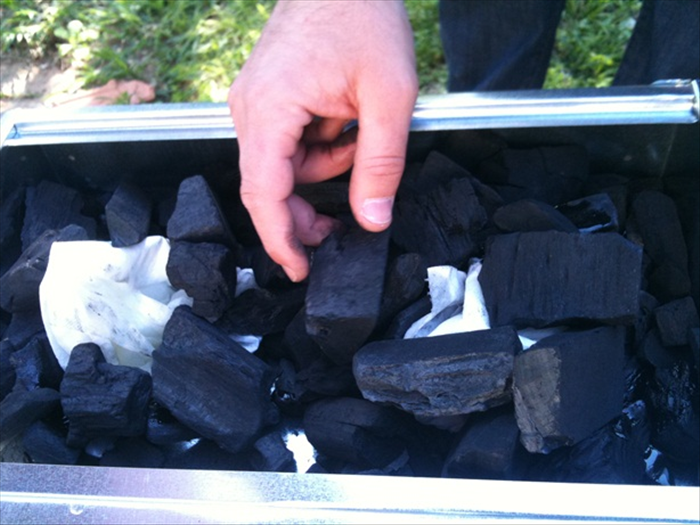 How to Light a Barbecue - The Easiest Way Without Lighter Fluid