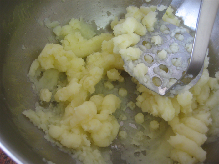 How to Make Crispy Potato Puffs: An Easy Homemade Recipe