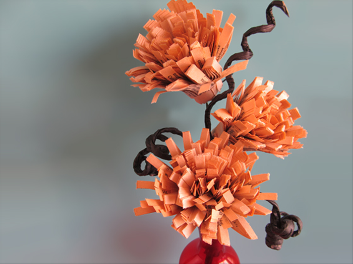 How to make fringe flowers from book pages