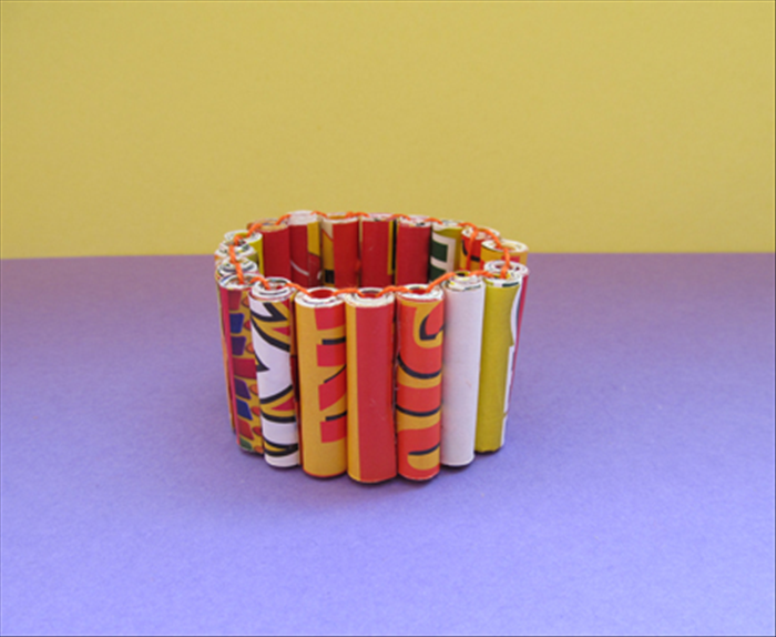 How to make a bracelet from junk mail – children’s crafts