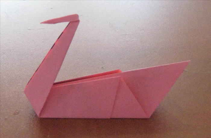 How to fold an origami swan. Traditional origami.