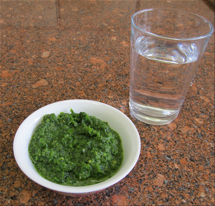 How to make the Yemenite hot pepper spread  Zhug