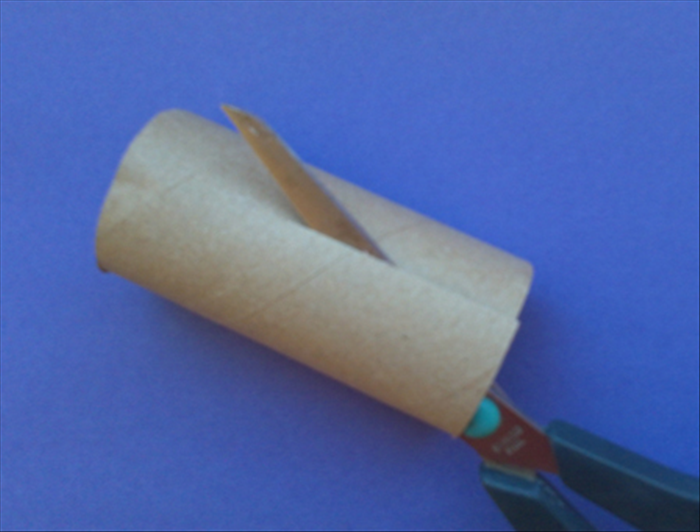DIY: How to Make Large Lotus Flowers from Toilet Paper Rolls