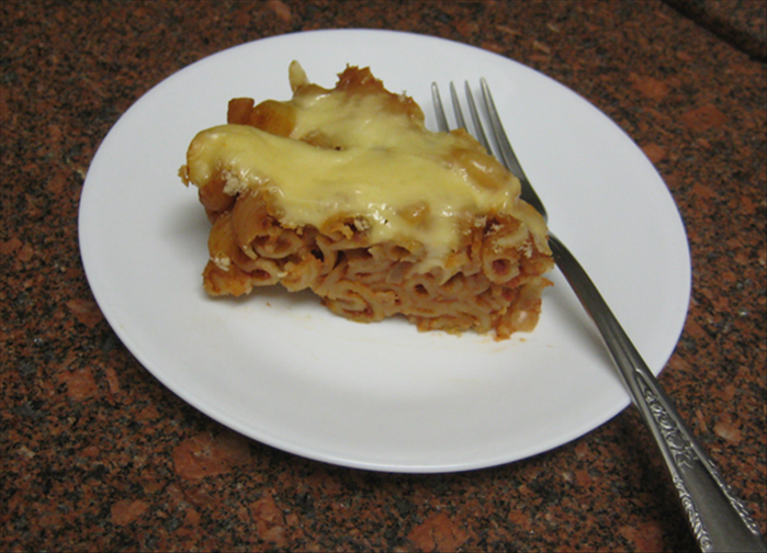 How to make a baked macaroni and cheese pie