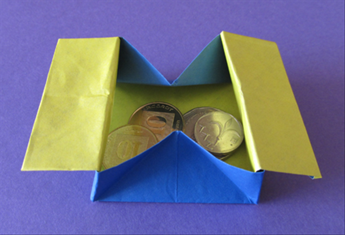 How to make a collapsible box or coin purse