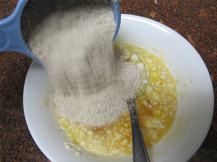 How to Make Fluffy Matzo Balls