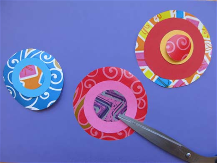 How to Make Easy Paper Fringe Flowers from Circles (Kids Craft)