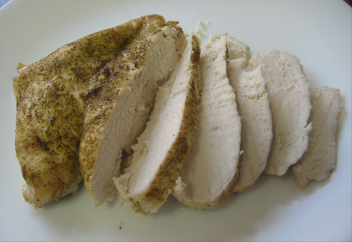 How to Bake Juicy Chicken Breast in Oven: An Easy Healthy Recipe