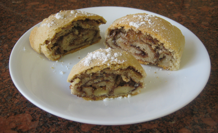 How to make Grandma’s rolled cookies